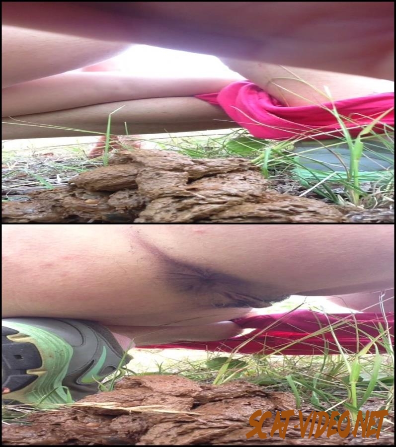 [Special #537] Closeup amateur pooping and peeing on outdoor (2018) [HD/153.537_BFSpec-537]