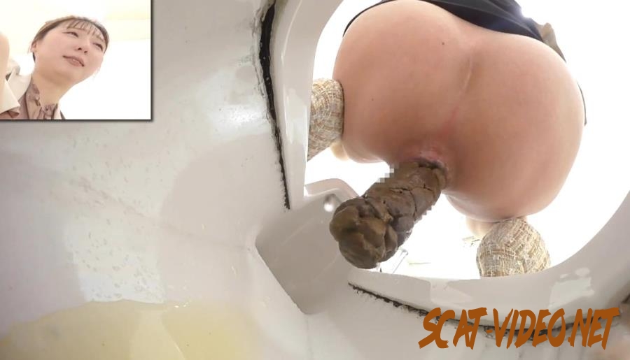 BFEE-333 トイレのドアが開いていて気まずい状況に The Toilet Door is Open (2026) [FullHD/2.6167_BFEE-333]
